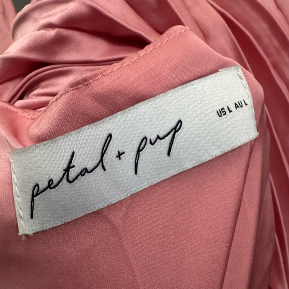 PETAL & PUP NIAMH MIDI DRESS - POPPY PINK B2938 - Picture 11 of 11